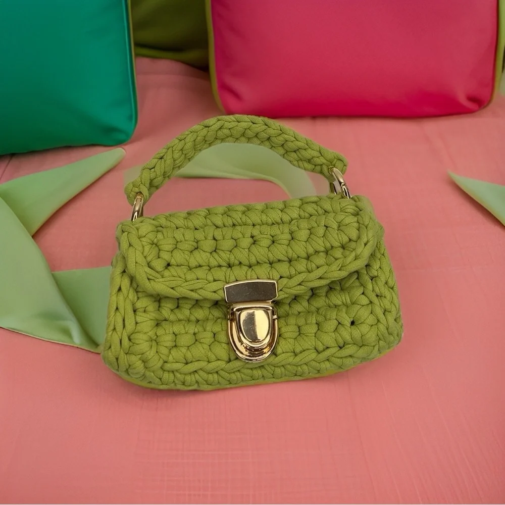 Nano Bag - Picture 2 of 7